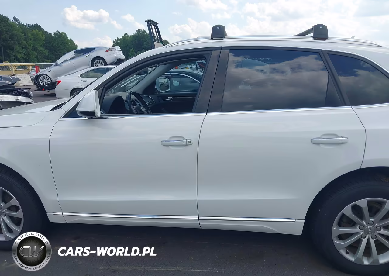 2016 Audi Q5 2.0T Premium VIN:WA1C2AFP1GA053189 - 14
