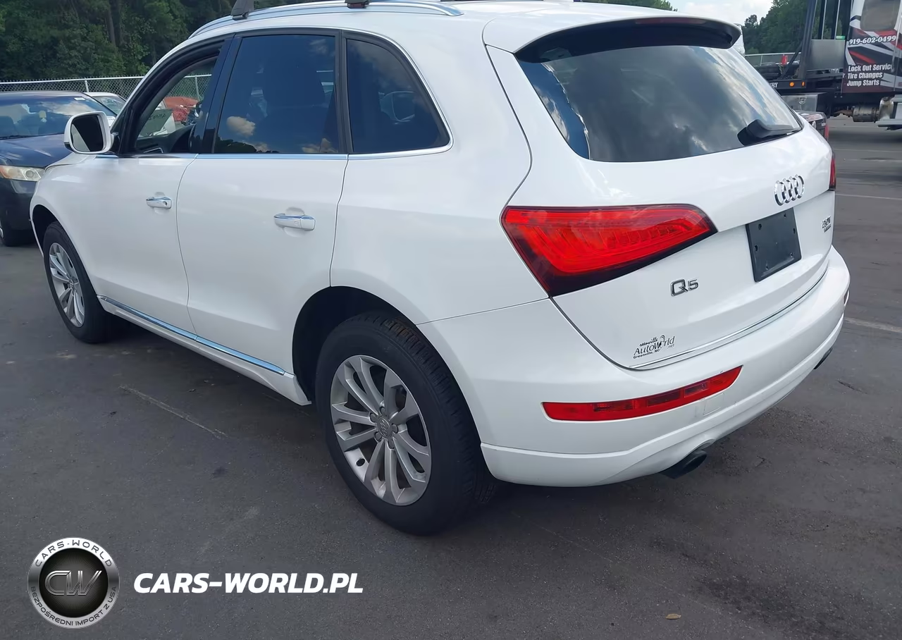 2016 Audi Q5 2.0T Premium VIN:WA1C2AFP1GA053189 - 3