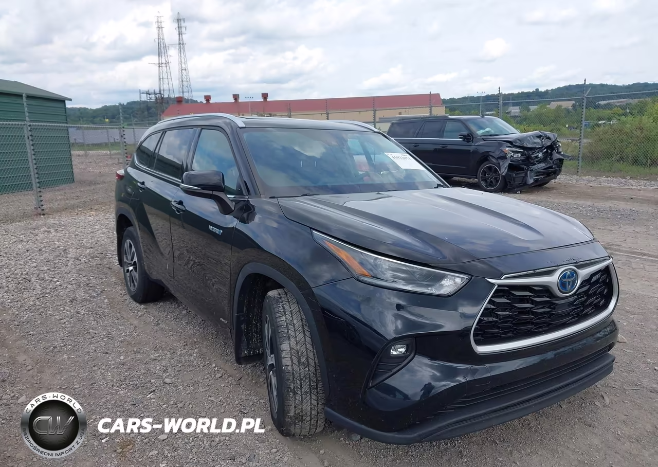 2021 Toyota Highlander Hybrid Xle