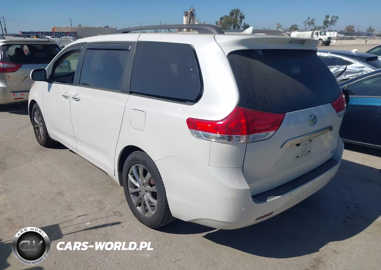 2011 Toyota Sienna Limited VIN:5TDDK3DC2BS023782 - 3