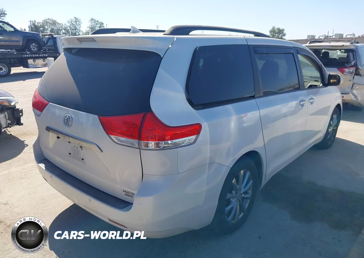 2011 Toyota Sienna Limited VIN:5TDDK3DC2BS023782 - 4