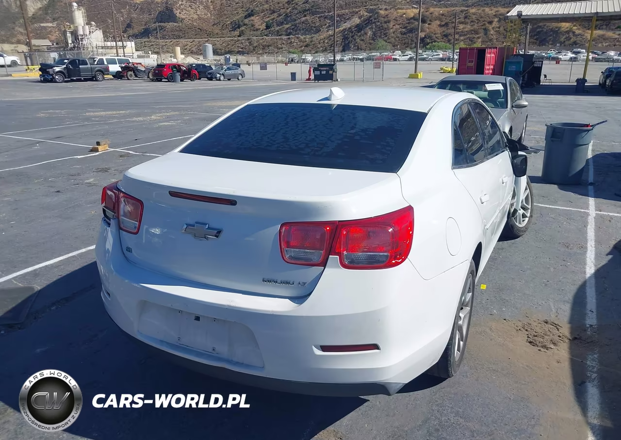 2015 Chevrolet Malibu 1Lt VIN:1G11C5SL8FF221456 - 4