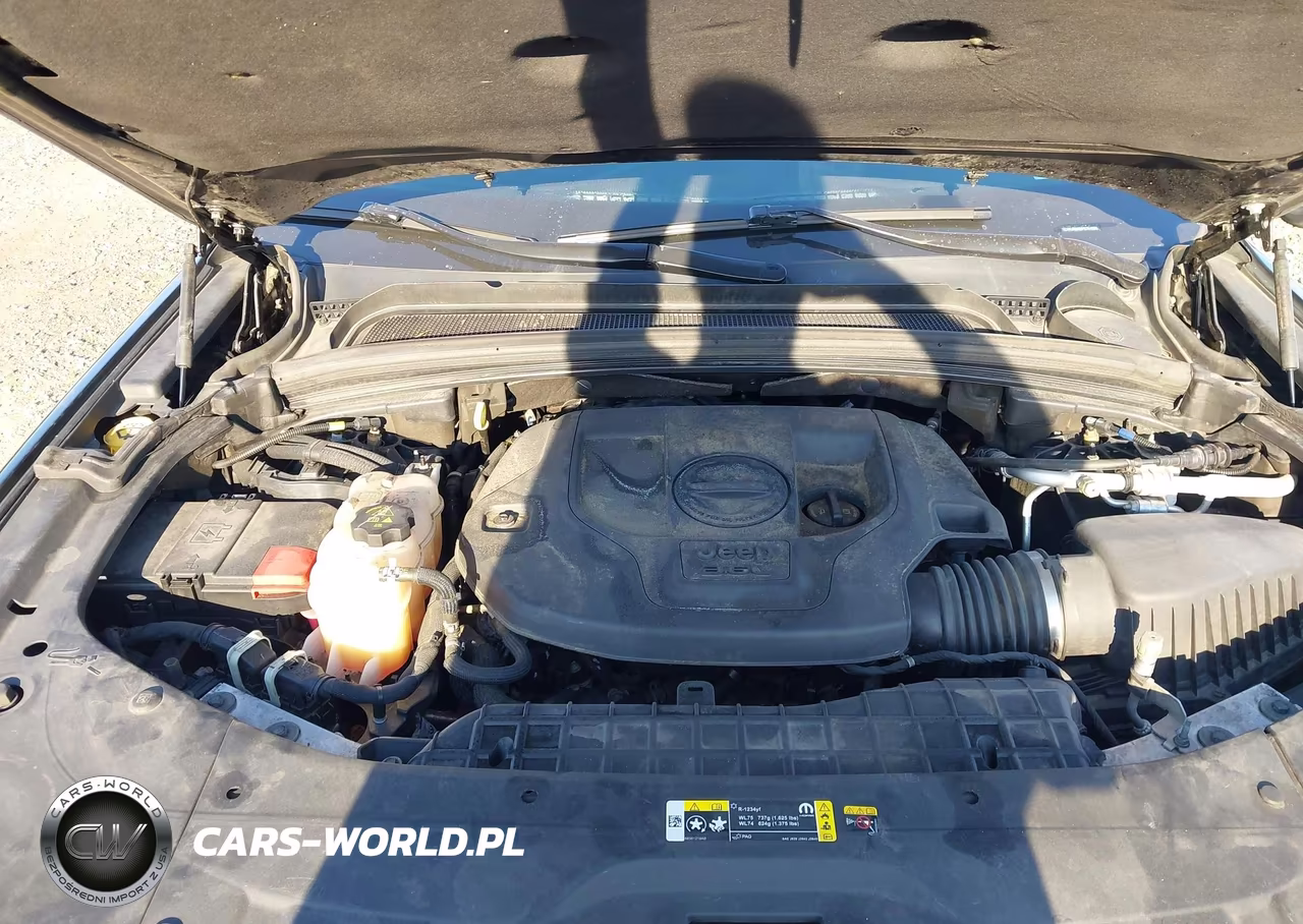 2023 Jeep Grand Cherokee L Summit 4X4 VIN:1C4RJKEG0P8704295 - 10