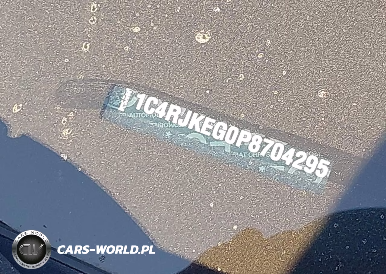 2023 Jeep Grand Cherokee L Summit 4X4 VIN:1C4RJKEG0P8704295 - 12