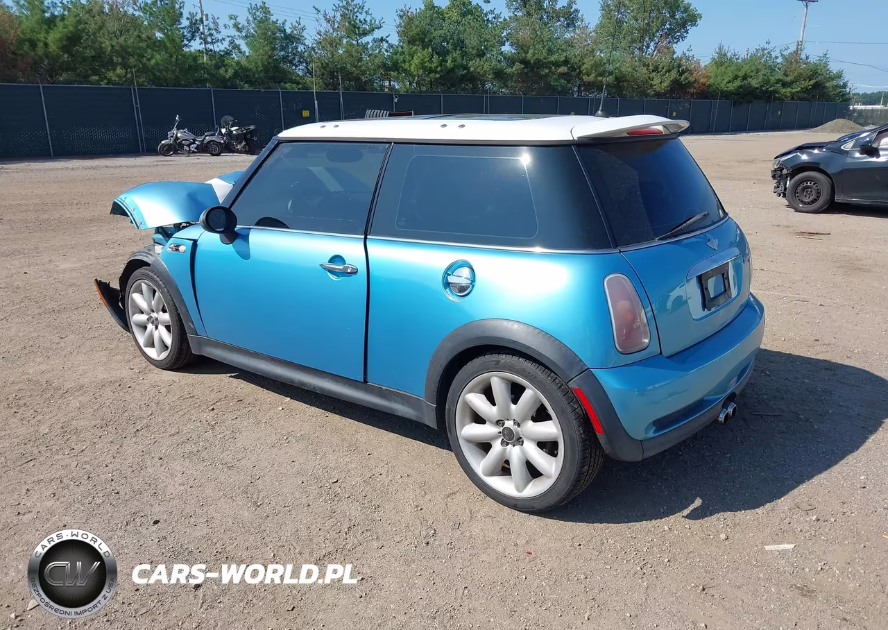2003 Mini Cooper S VIN:WMWRE33483TD63027 - 3