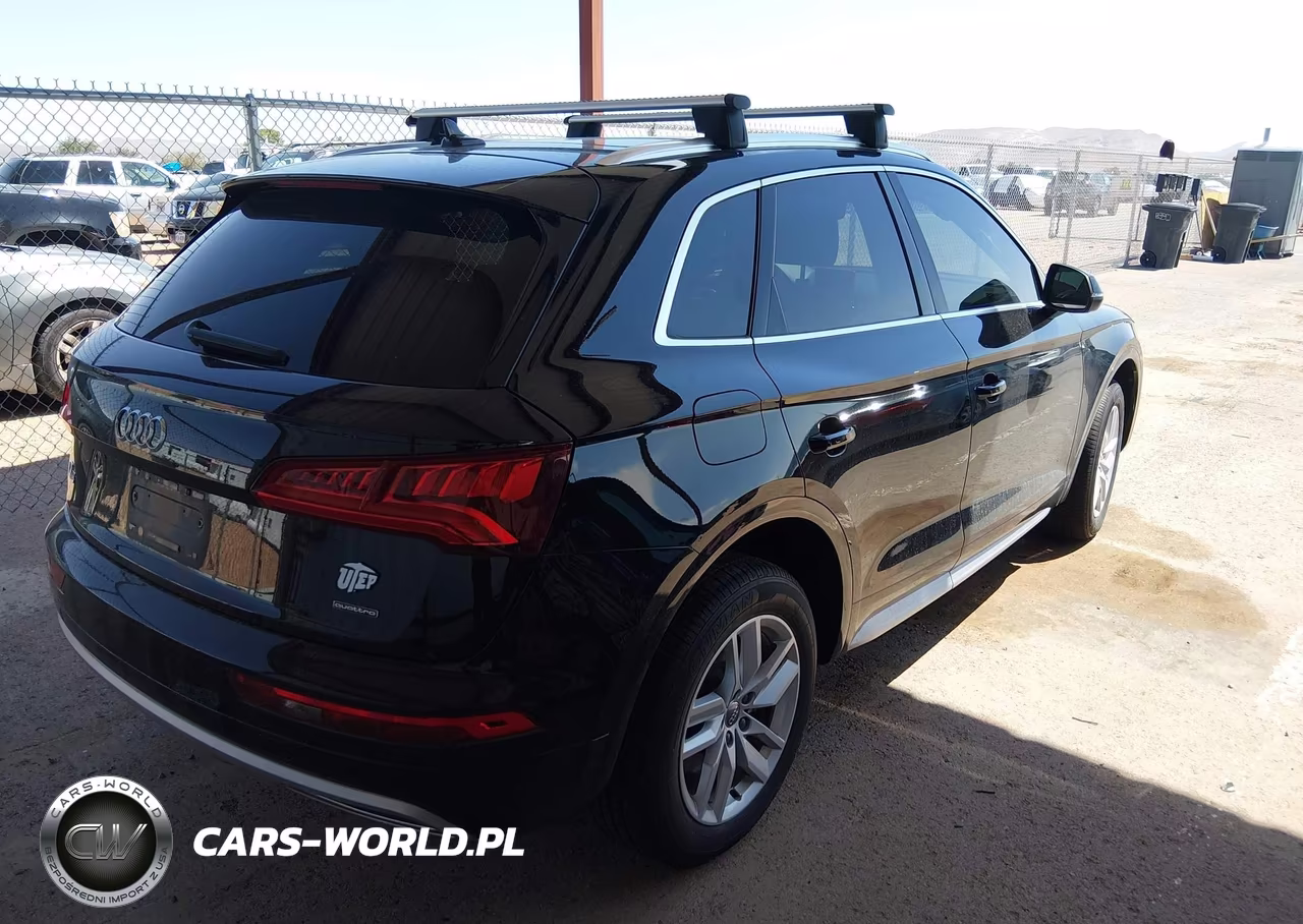 2020 Audi Q5 Premium 45 Tfsi Quattro S Tronic-Titanium Premium 45 Tfsi Quattro S Tronic VIN:WA1ANAFYXL2037021 - 4