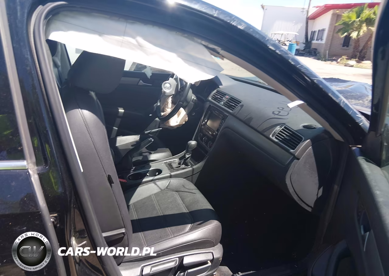 2014 Volkswagen Passat 1.8T Se VIN:1VWBS7A38EC108423 - 5