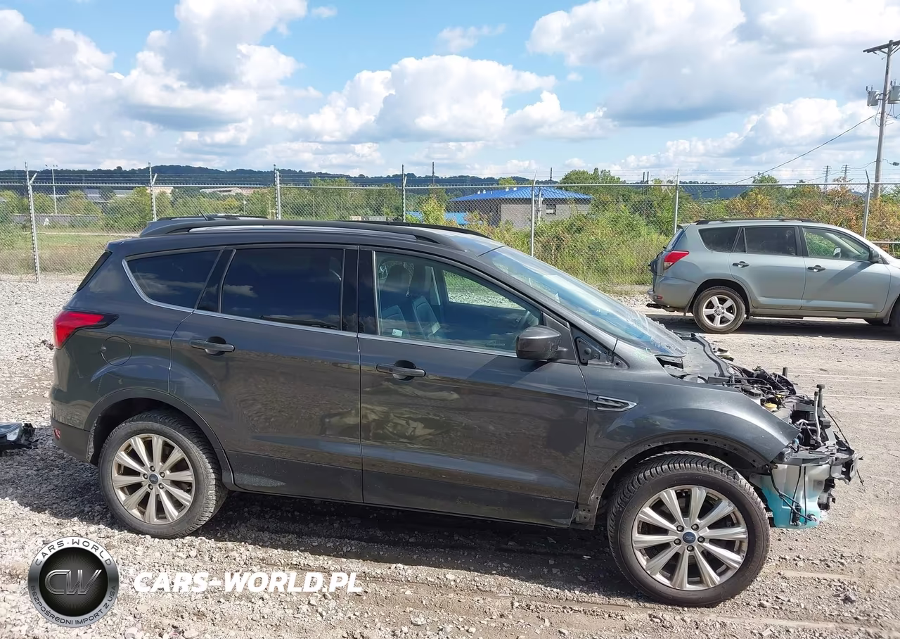2019 Ford Escape Sel VIN:1FMCU9HD6KUC43137 - 14