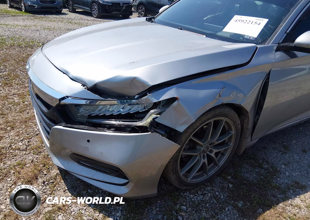 2018 Honda Accord Touring 2.0T VIN:1HGCV2F91JA021405 - 6