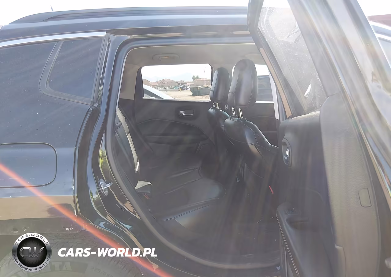2018 Jeep Compass VIN:3C4NJCVV9JT441214 - 8
