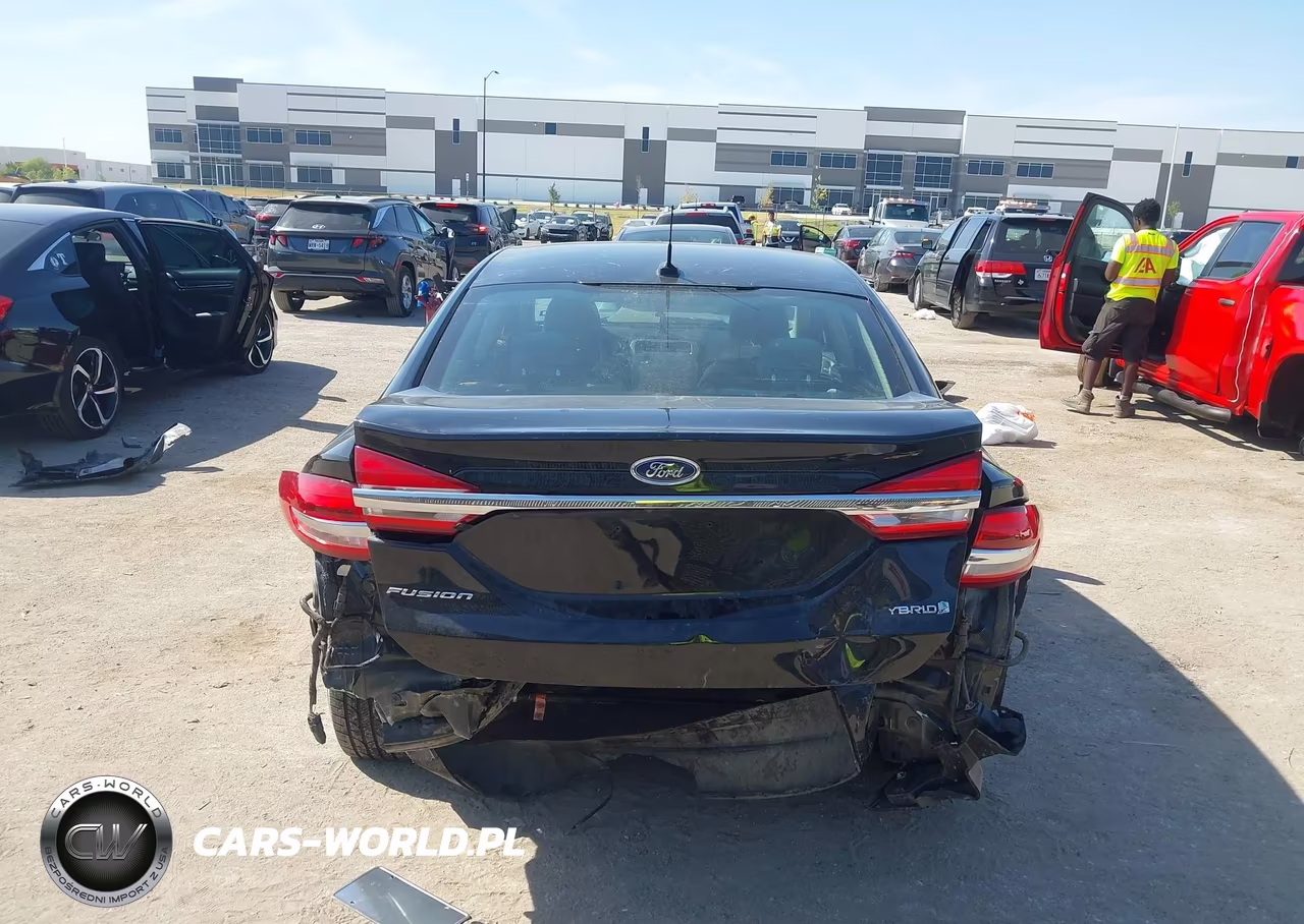 2018 Ford Fusion Hybrid S VIN:3FA6P0UU7JR278999 - 16