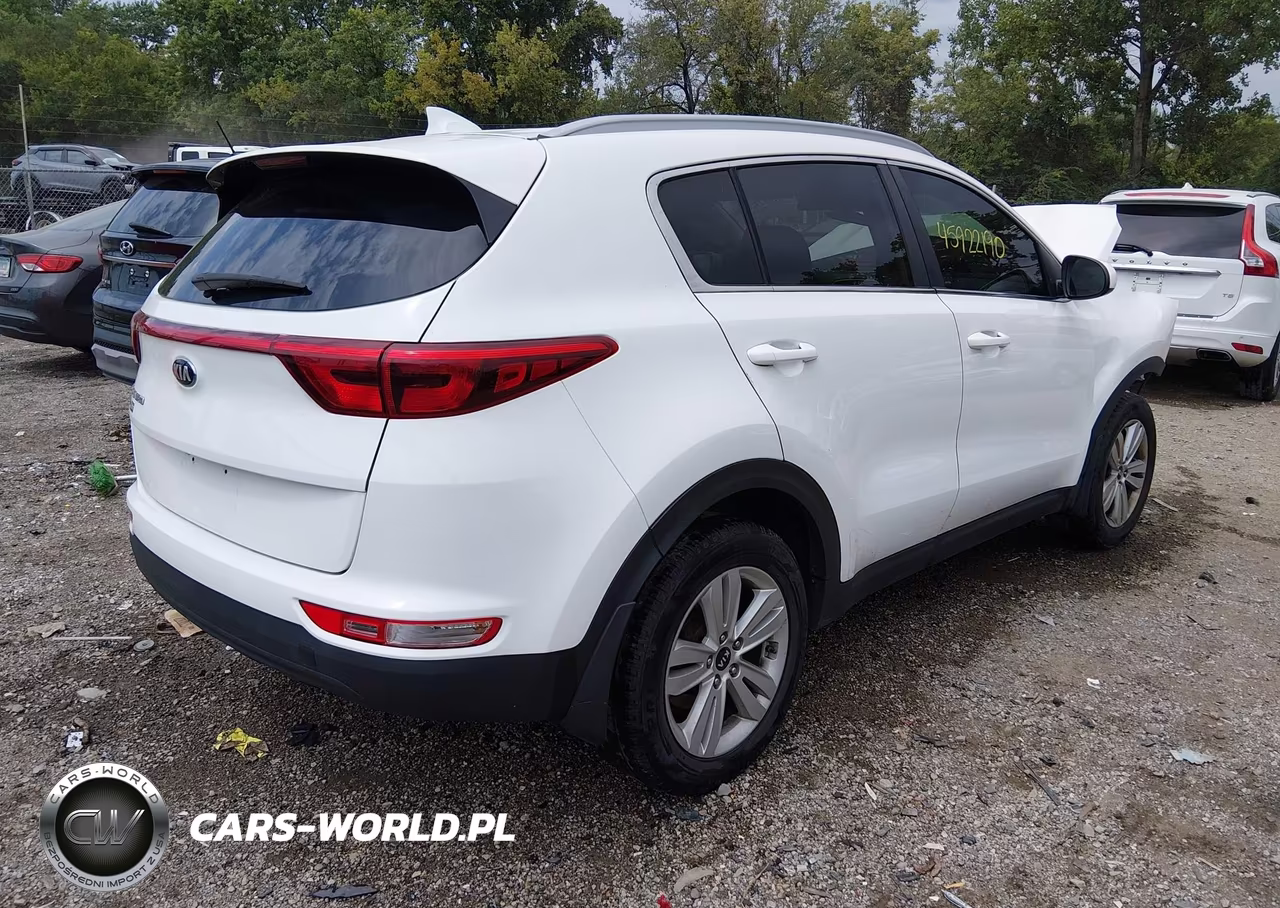 2018 Kia Sportage Lx VIN:KNDPM3AC1J7358794 - 4