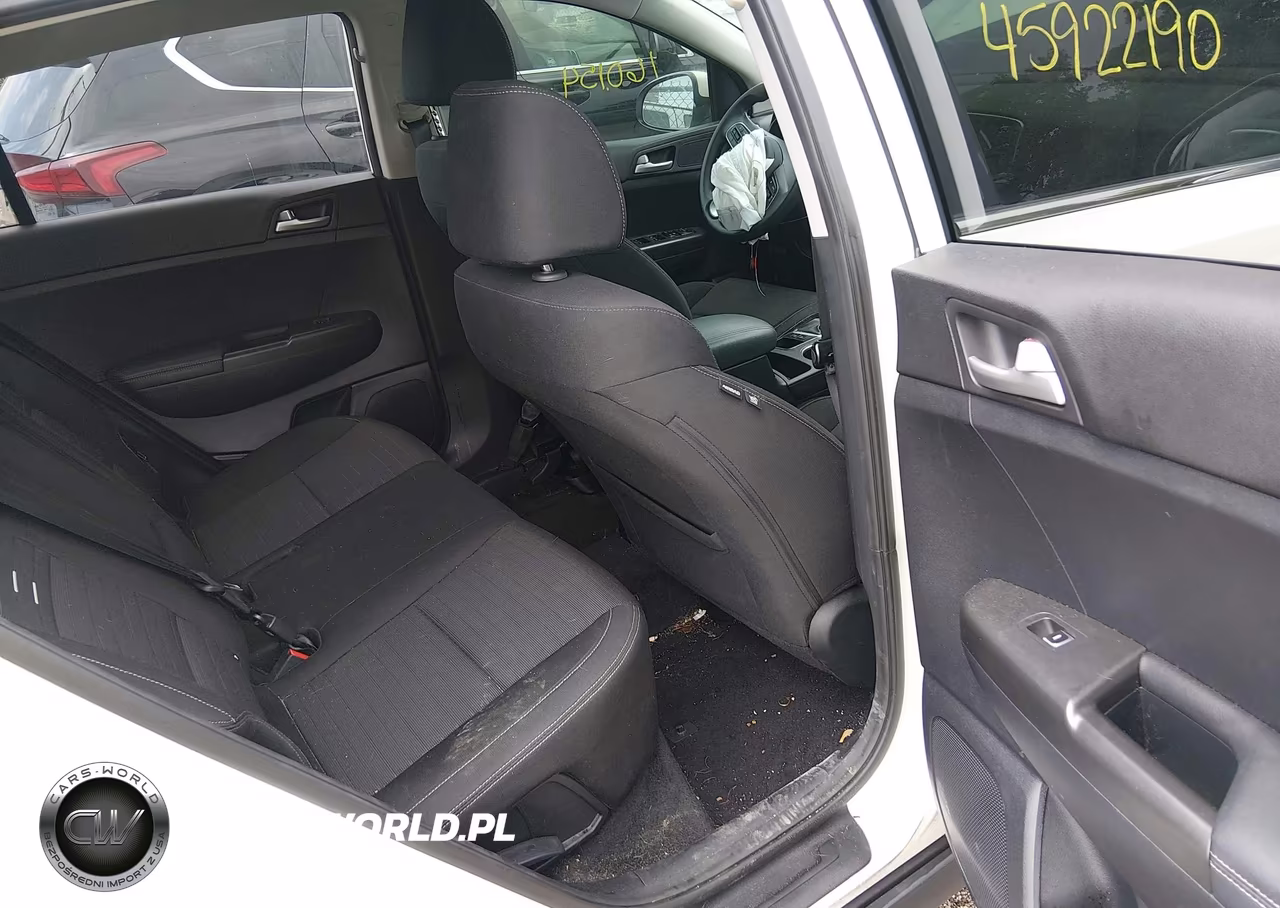 2018 Kia Sportage Lx VIN:KNDPM3AC1J7358794 - 8