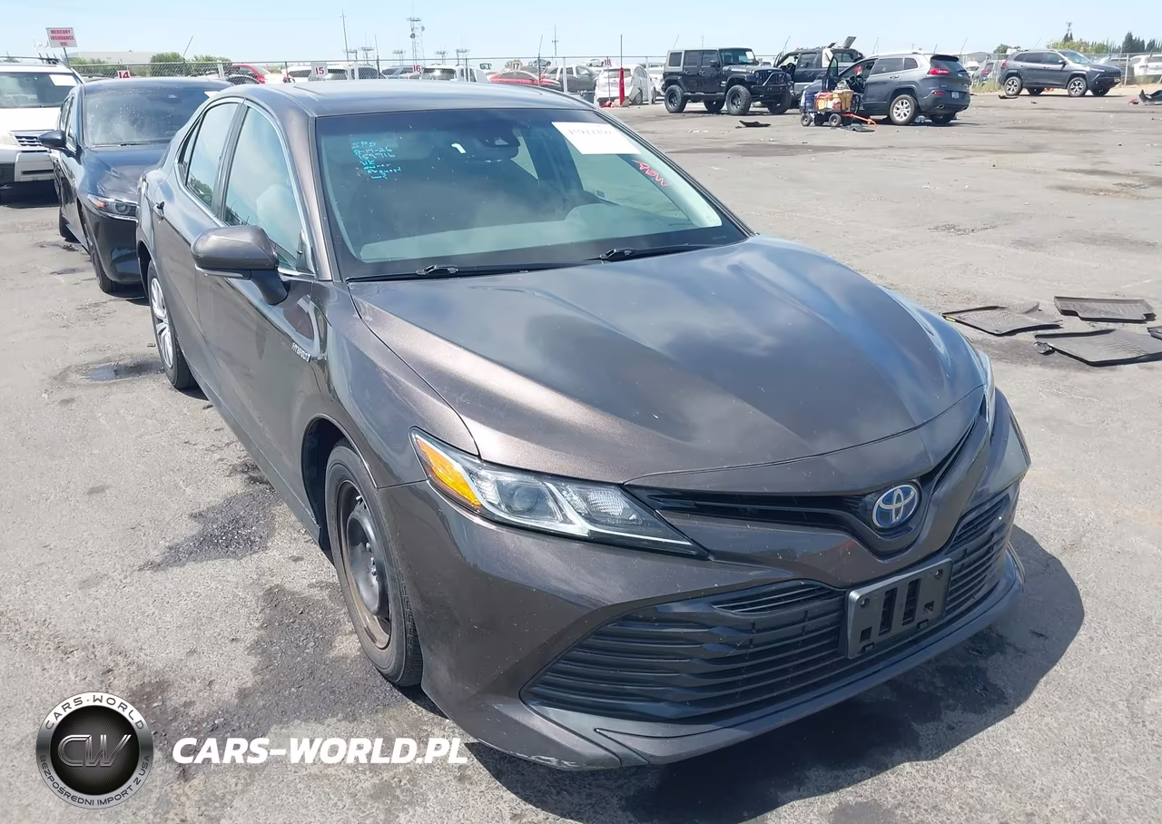 2018 Toyota Camry Hybrid Le
