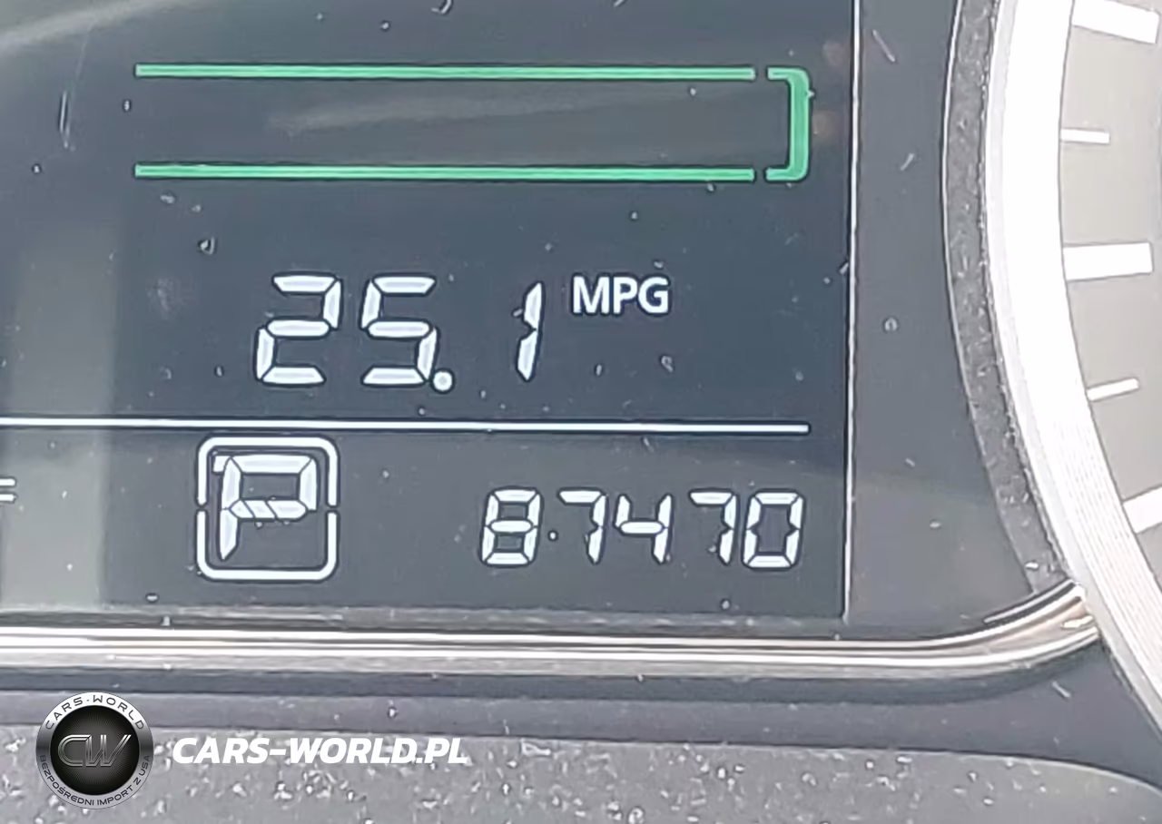 2015 Nissan Sentra Sr VIN:3N1AB7AP9FY225649 - 15