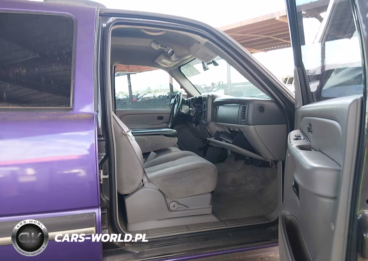 2005 Chevrolet Tahoe Ls VIN:1GNEC13V85J244255 - 5