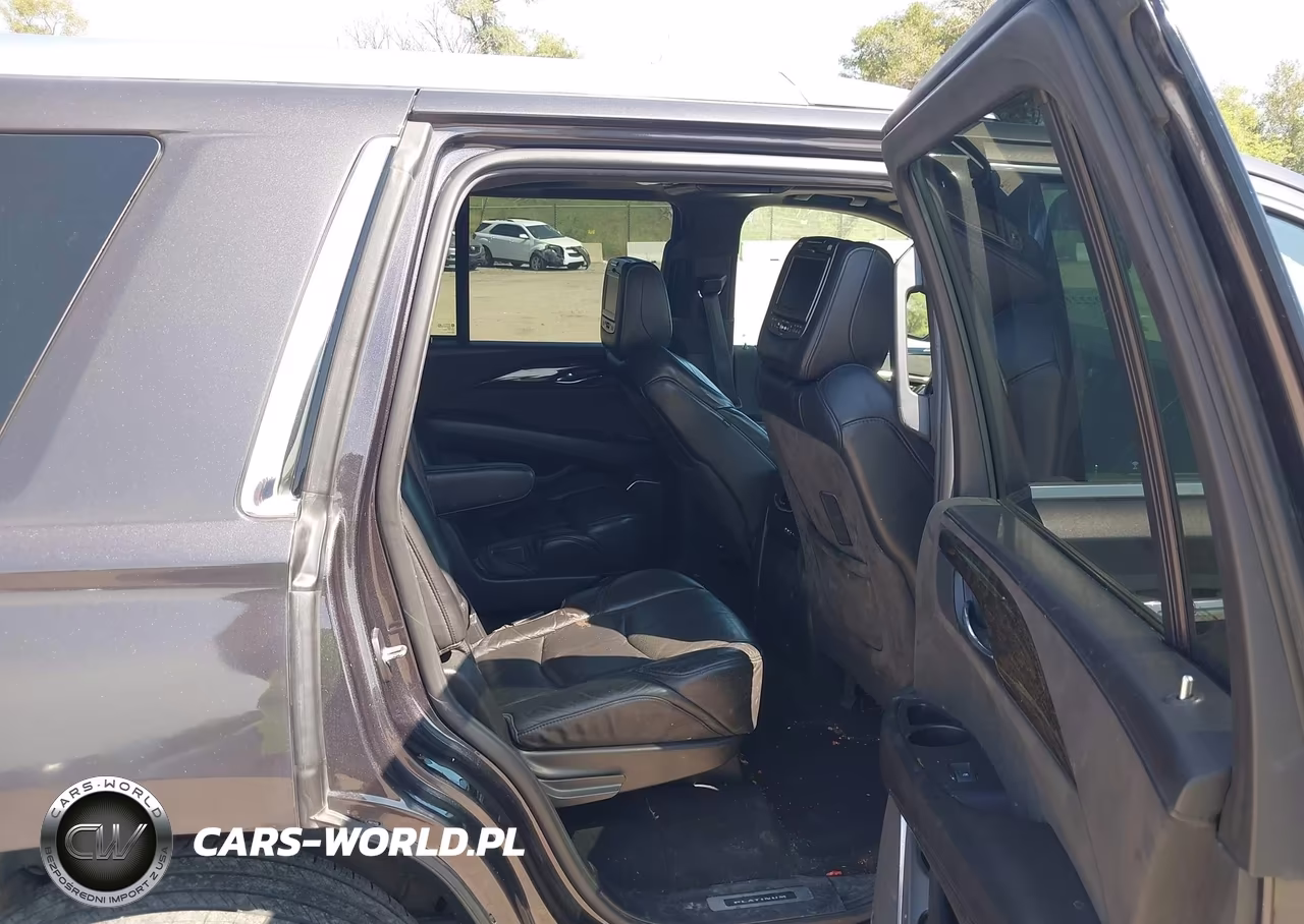 2016 Cadillac Escalade Platinum VIN:1GYS4DKJ4GR369079 - 8