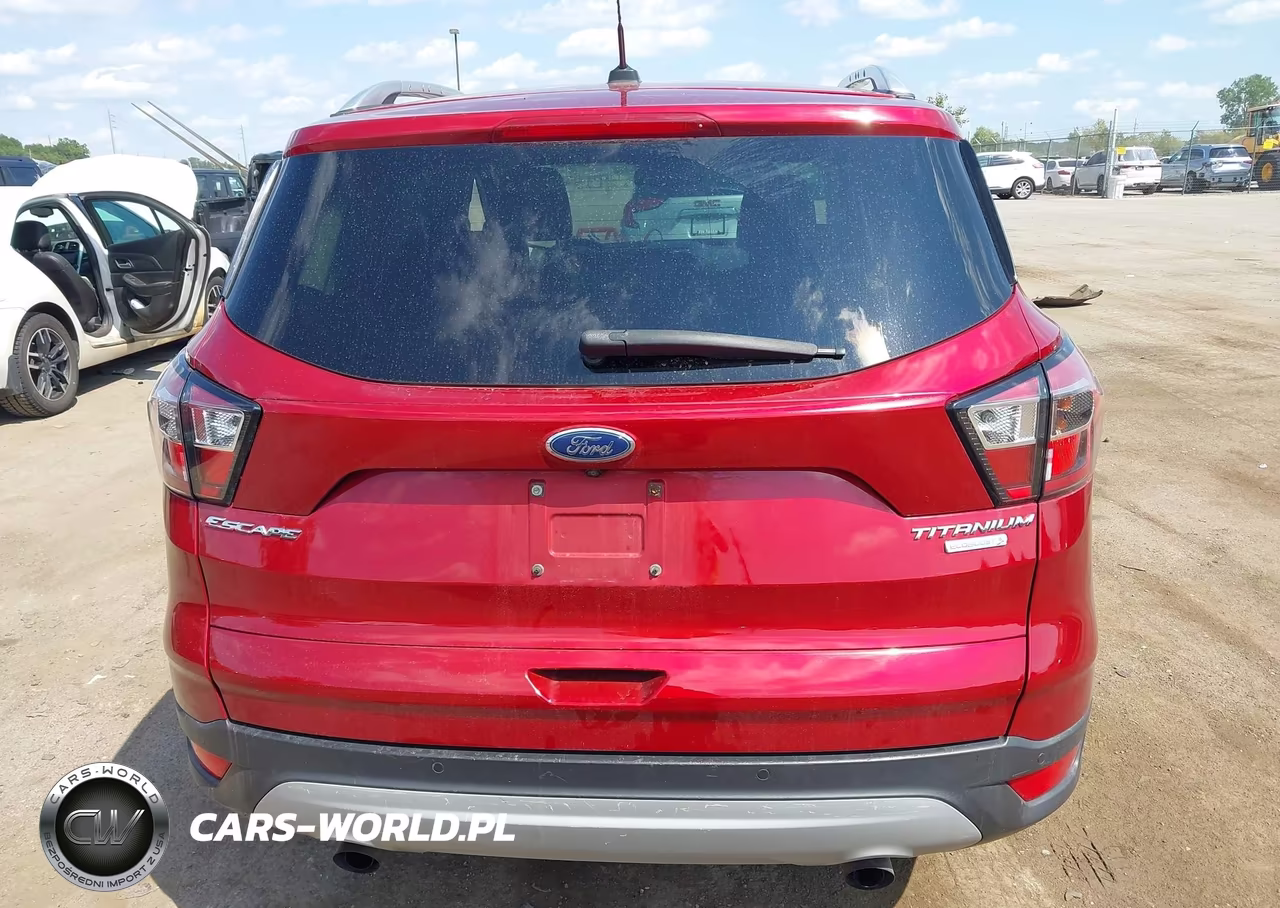 2017 Ford Escape Titanium VIN:1FMCU0J95HUF04946 - 16