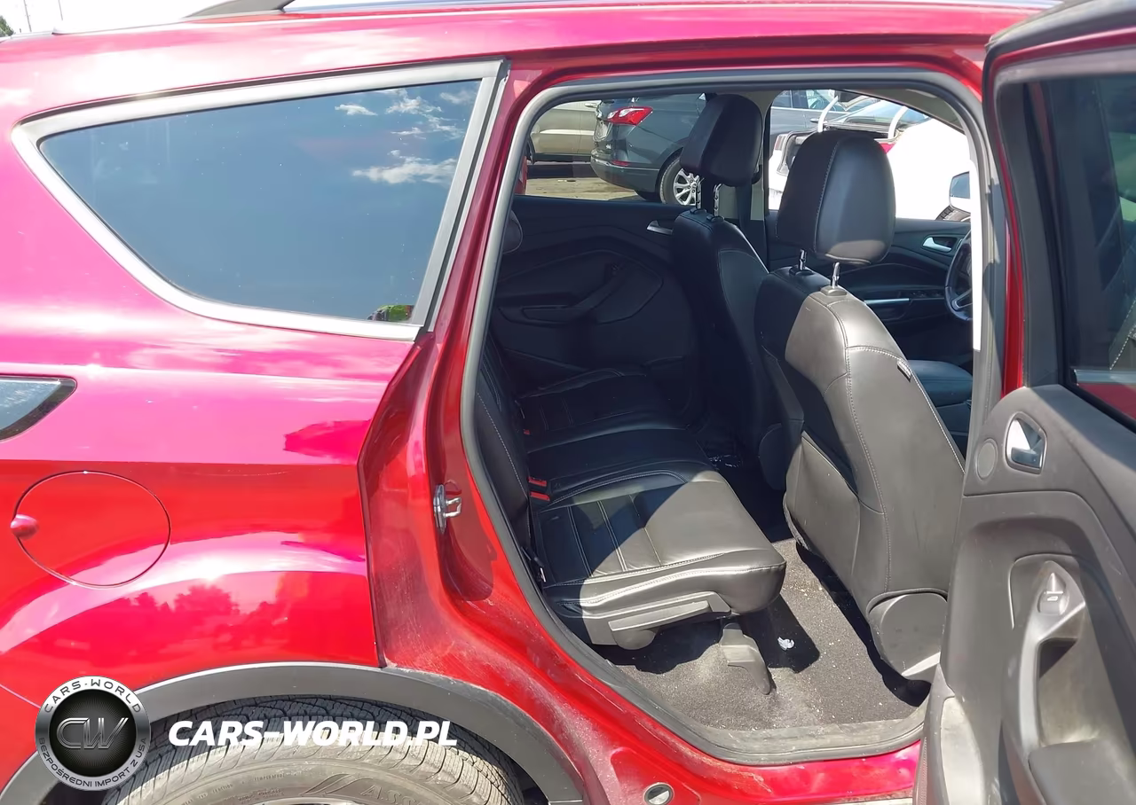 2017 Ford Escape Titanium VIN:1FMCU0J95HUF04946 - 8