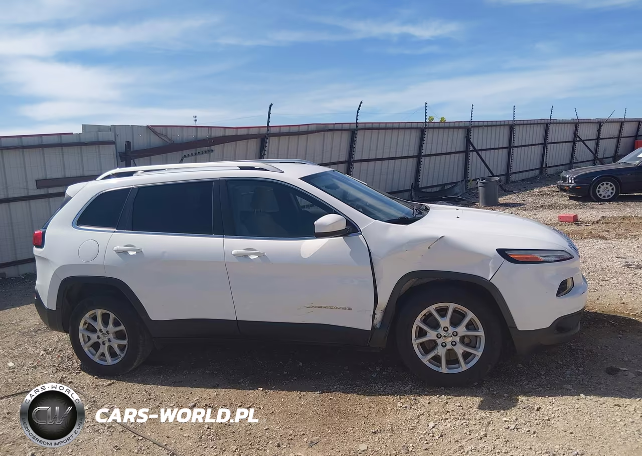 2018 Jeep Cherokee Latitude Fwd VIN:1C4PJLCX9JD560955 - 13