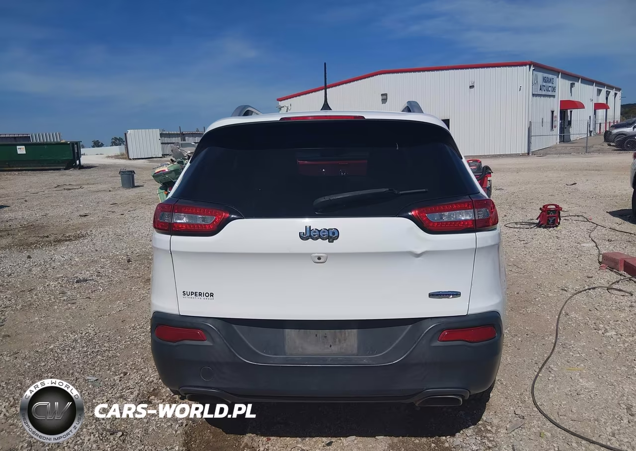 2018 Jeep Cherokee Latitude Fwd VIN:1C4PJLCX9JD560955 - 16