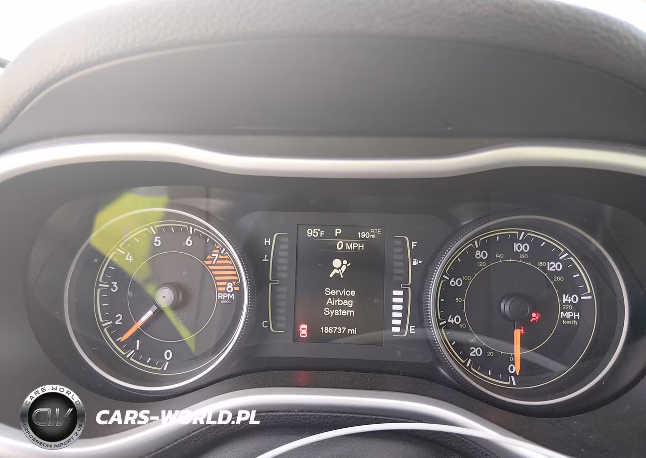 2018 Jeep Cherokee Latitude Fwd VIN:1C4PJLCX9JD560955 - 7