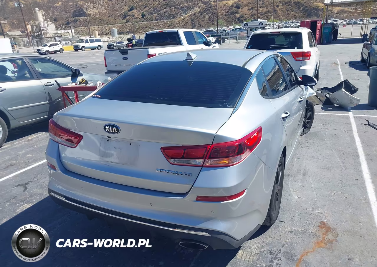 2019 Kia Optima Lx VIN:5XXGT4L3XKG305185 - 4