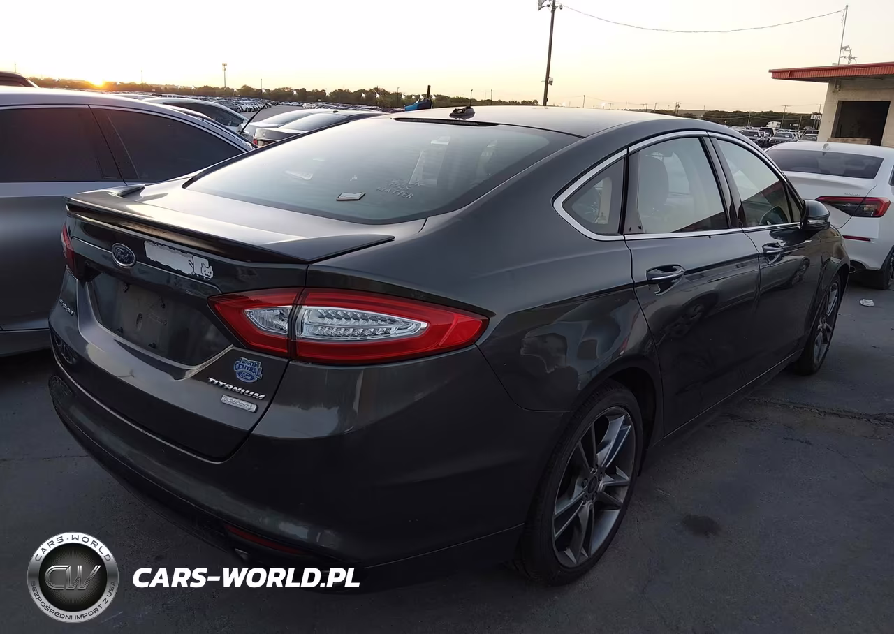 2015 Ford Fusion Titanium VIN:3FA6P0K92FR205349 - 4