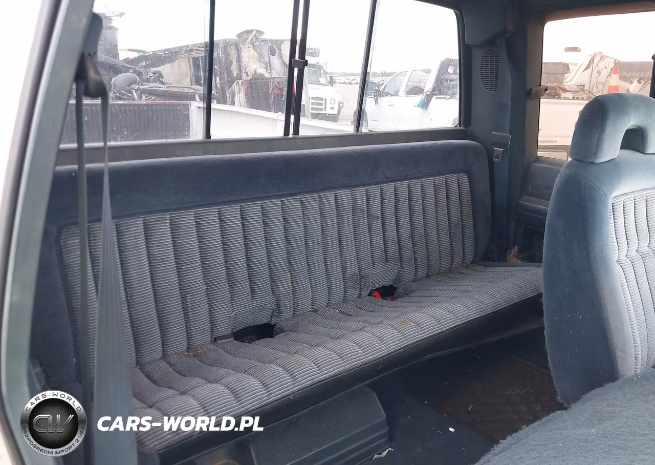 1992 Chevrolet Gmt-400 C3500 VIN:2GCHC39N2N1215238 - 8