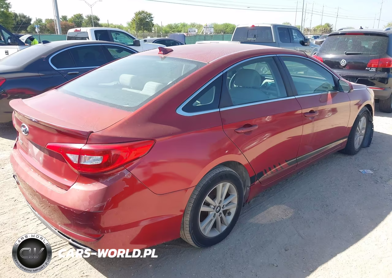 2015 Hyundai Sonata Se VIN:5NPE24AFXFH205962 - 4