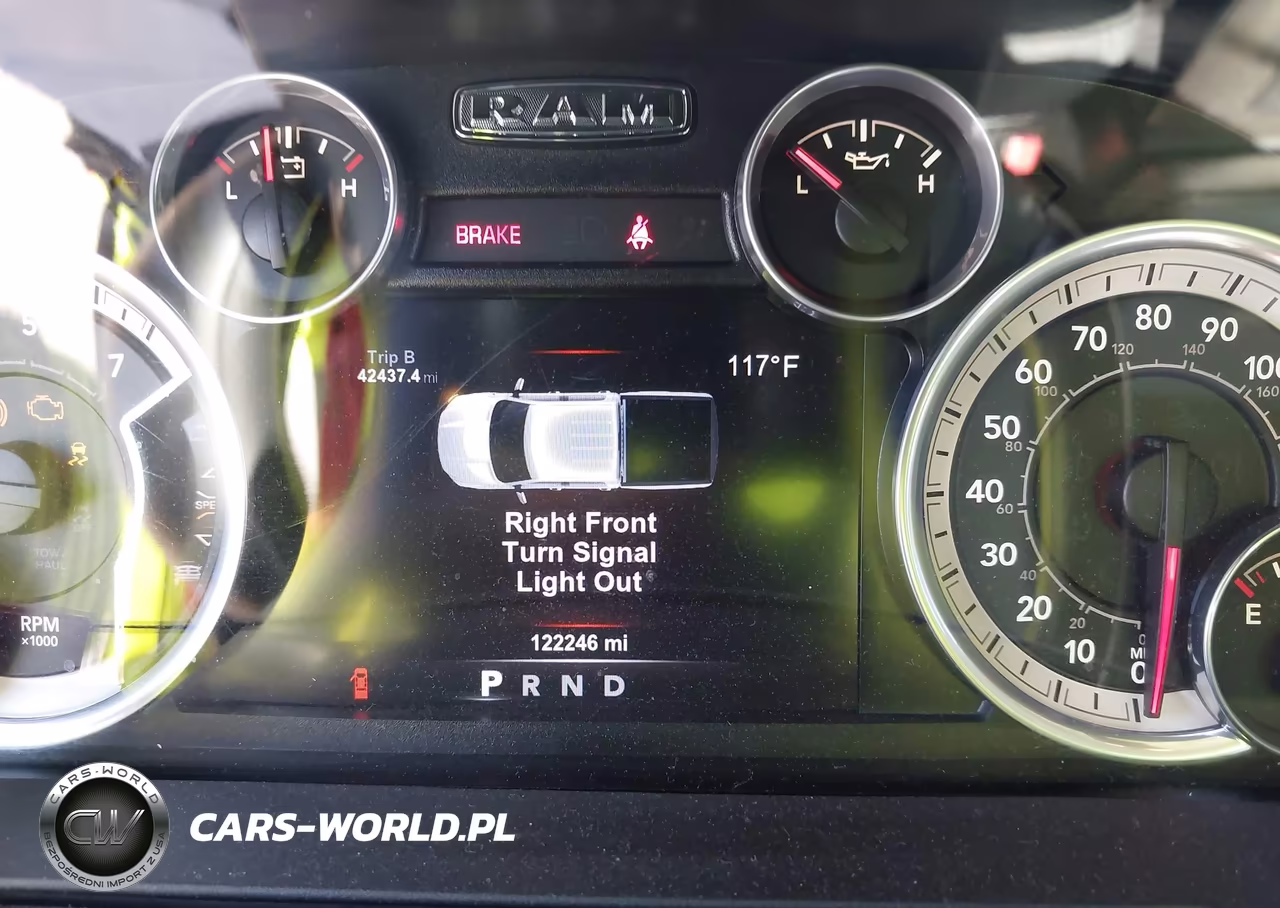 2015 Ram 1500 Lone Star VIN:1C6RR7TT8FS696932 - 16