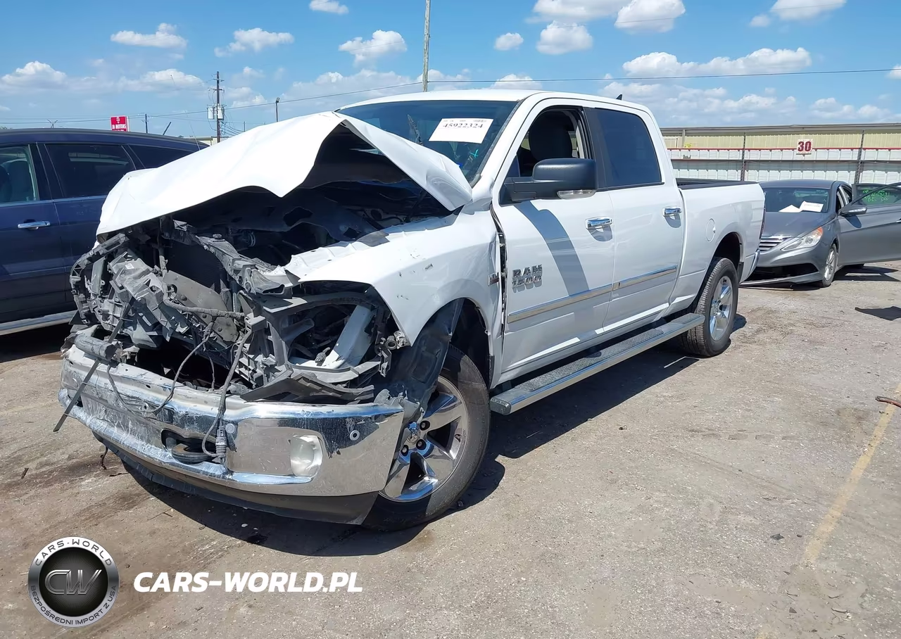 2015 Ram 1500 Lone Star VIN:1C6RR7TT8FS696932 - 2