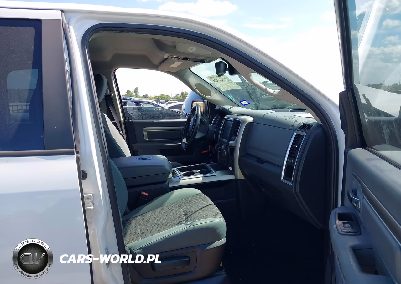 2015 Ram 1500 Lone Star VIN:1C6RR7TT8FS696932 - 5