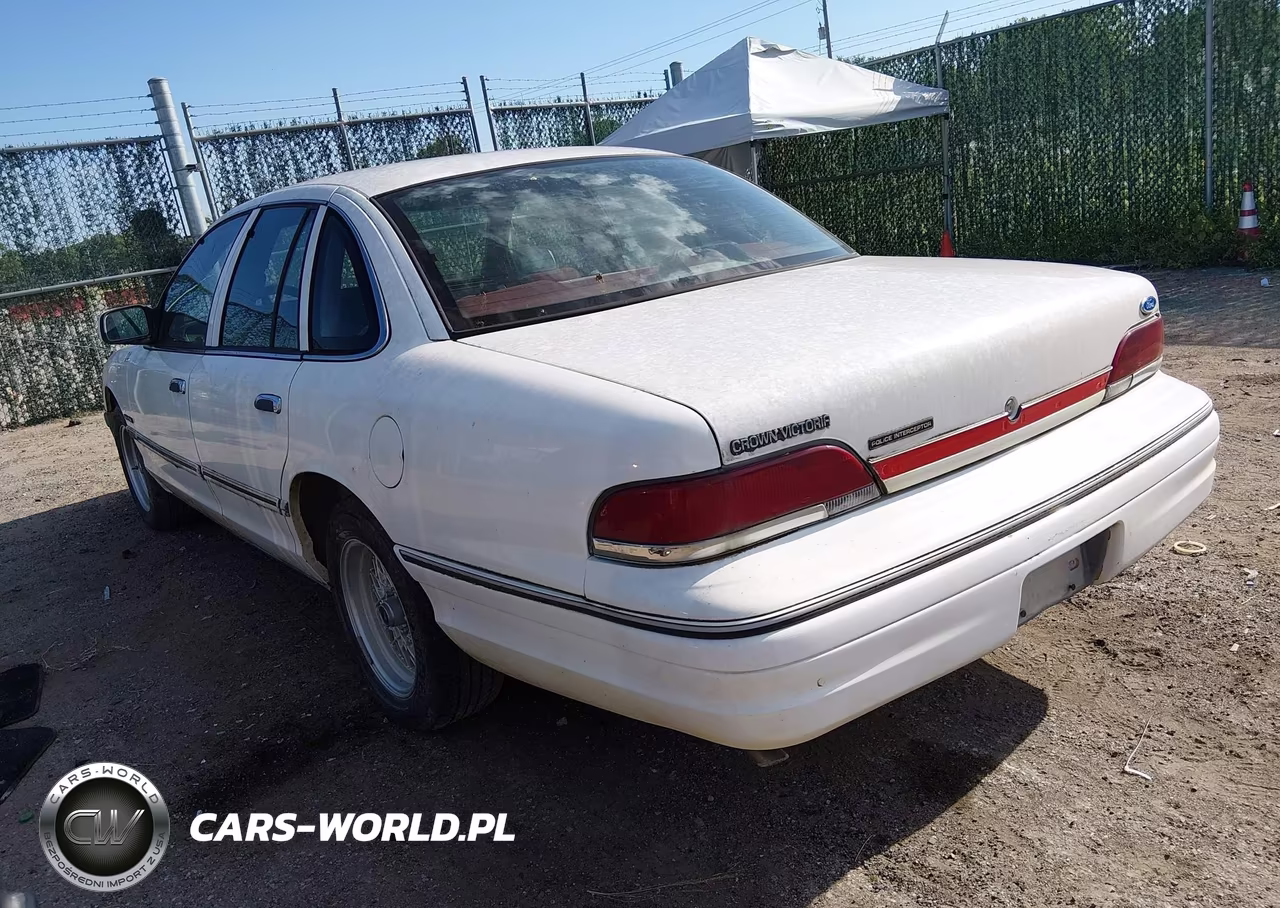 1994 Ford Crown Victoria Police Interceptor VIN:2FALP71W7RX194969 - 3