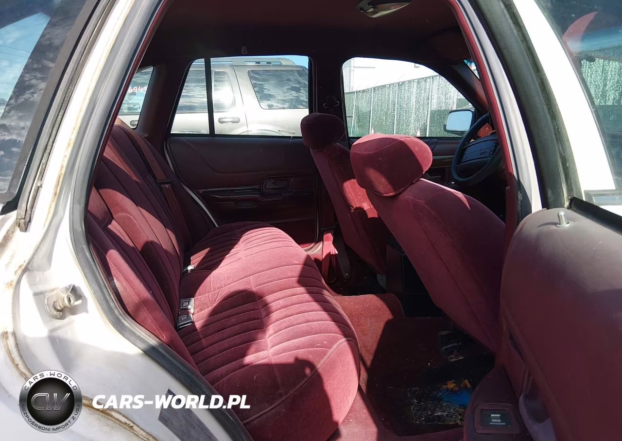 1994 Ford Crown Victoria Police Interceptor VIN:2FALP71W7RX194969 - 8