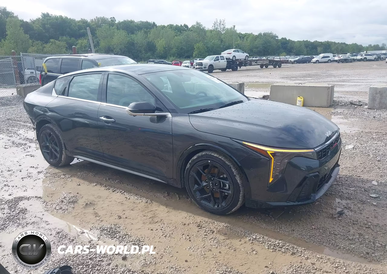 2025 Kia K4 Gt-Line Turbo