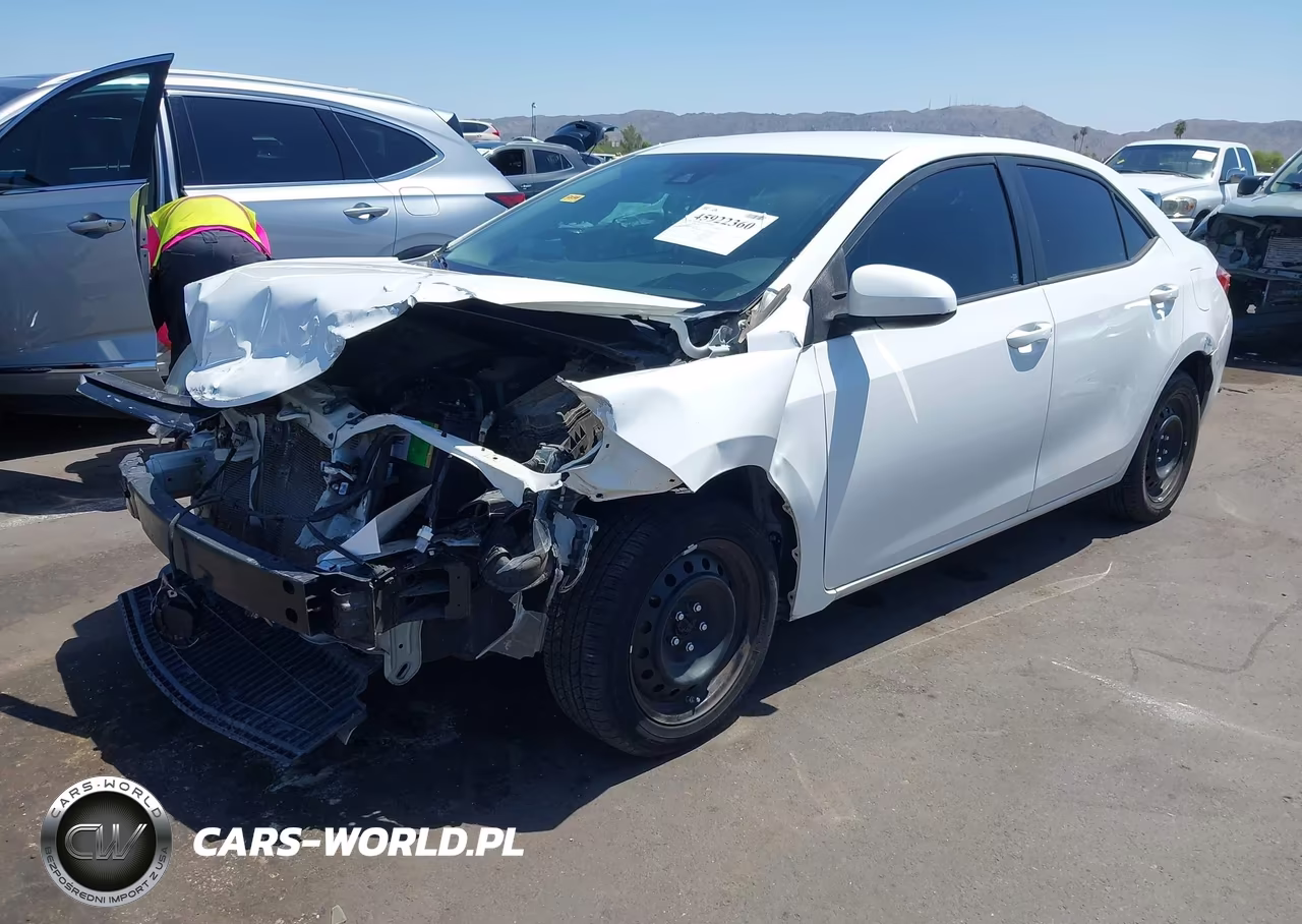 2017 Toyota Corolla Le VIN:5YFBURHE9HP714065 - 2