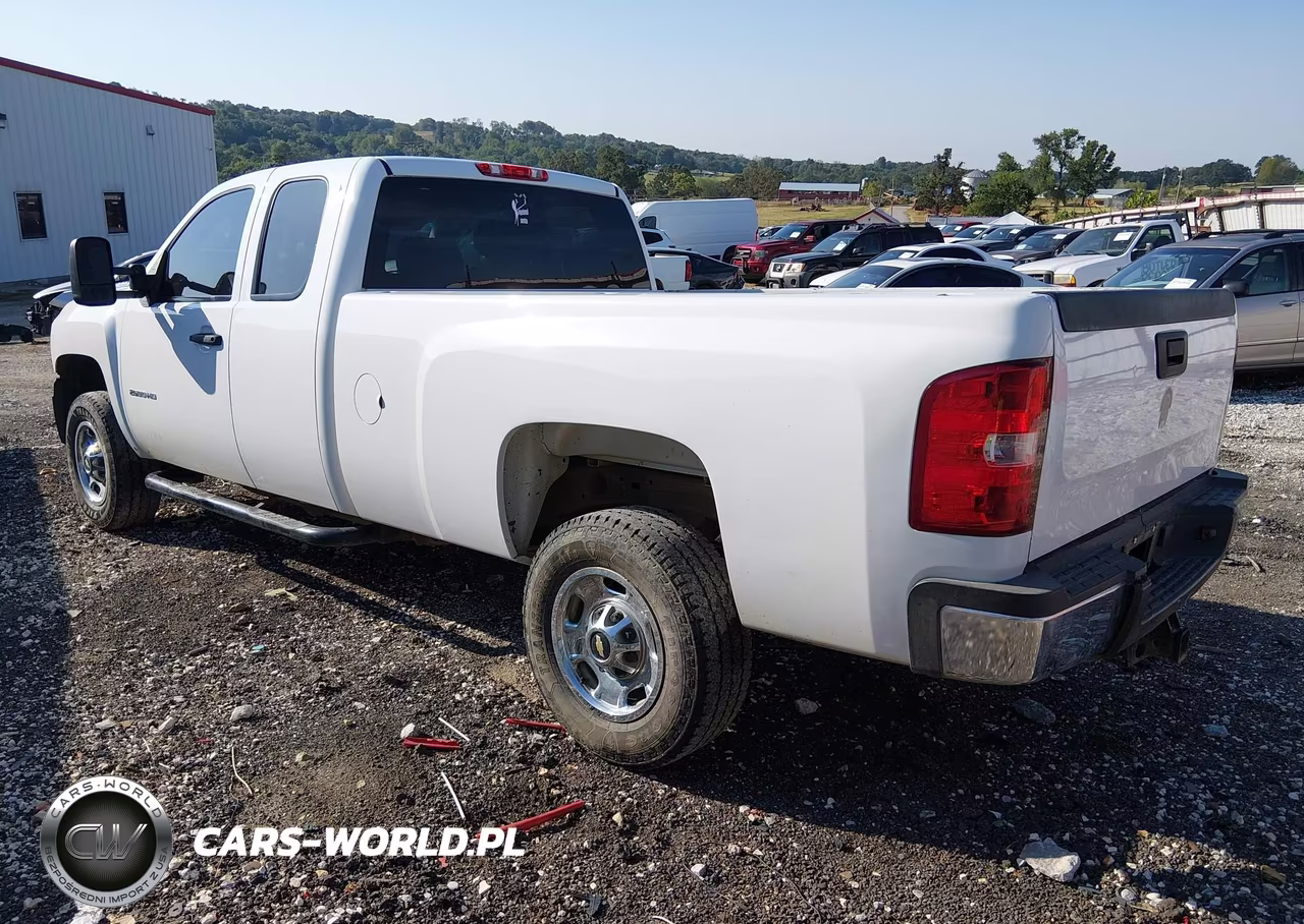 2012 Chevrolet Silverado 2500Hd Work Truck VIN:1GC2KVCG9CZ303917 - 3