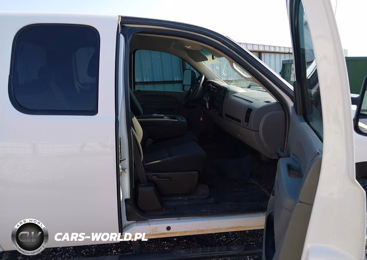 2012 Chevrolet Silverado 2500Hd Work Truck VIN:1GC2KVCG9CZ303917 - 5