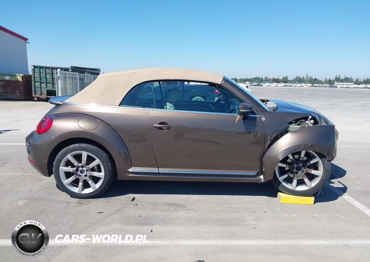 2015 Volkswagen Beetle 1.8T VIN:3VW517AT1FM807649 - 14