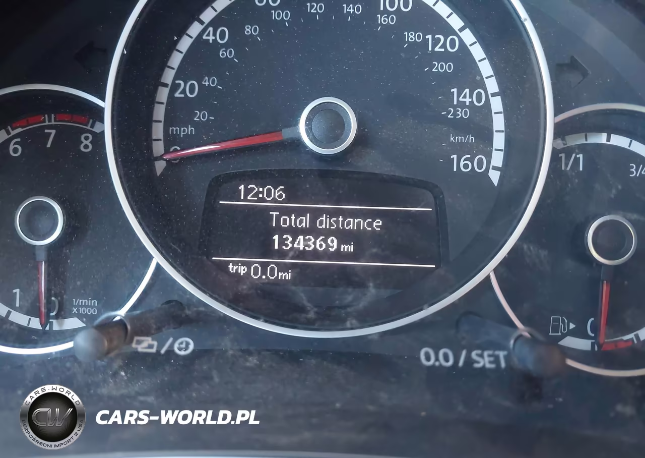 2015 Volkswagen Beetle 1.8T VIN:3VW517AT1FM807649 - 16