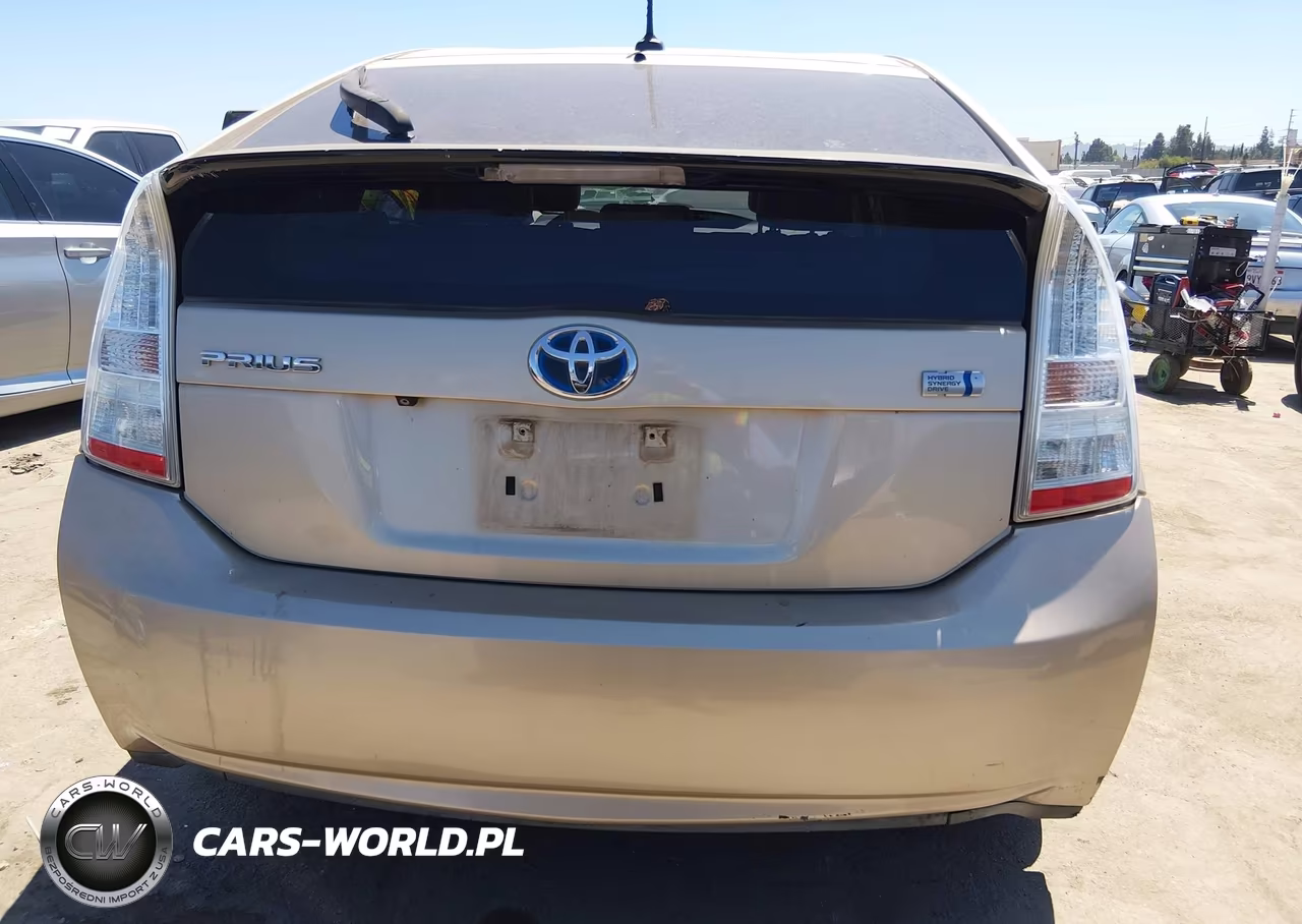 2011 Toyota Prius Five VIN:JTDKN3DU6B0256543 - 16