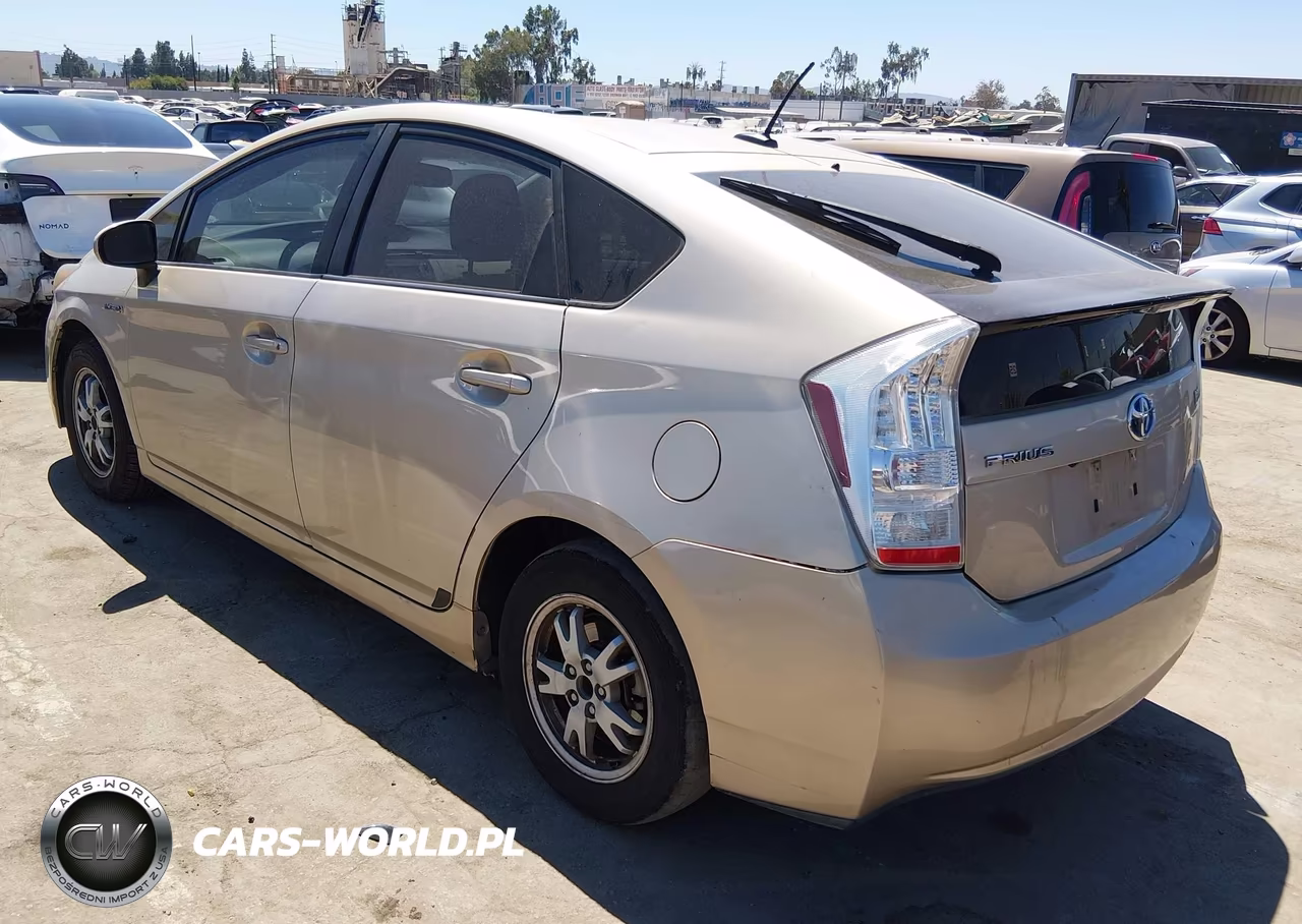 2011 Toyota Prius Five VIN:JTDKN3DU6B0256543 - 3
