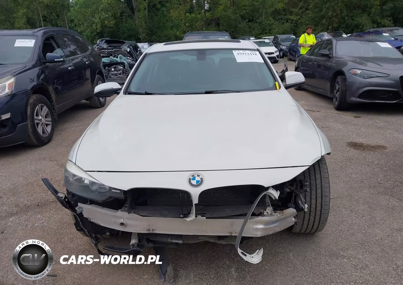 2015 BMW 328I xDrive VIN:WBA3B3G5XFNR85426 - 12