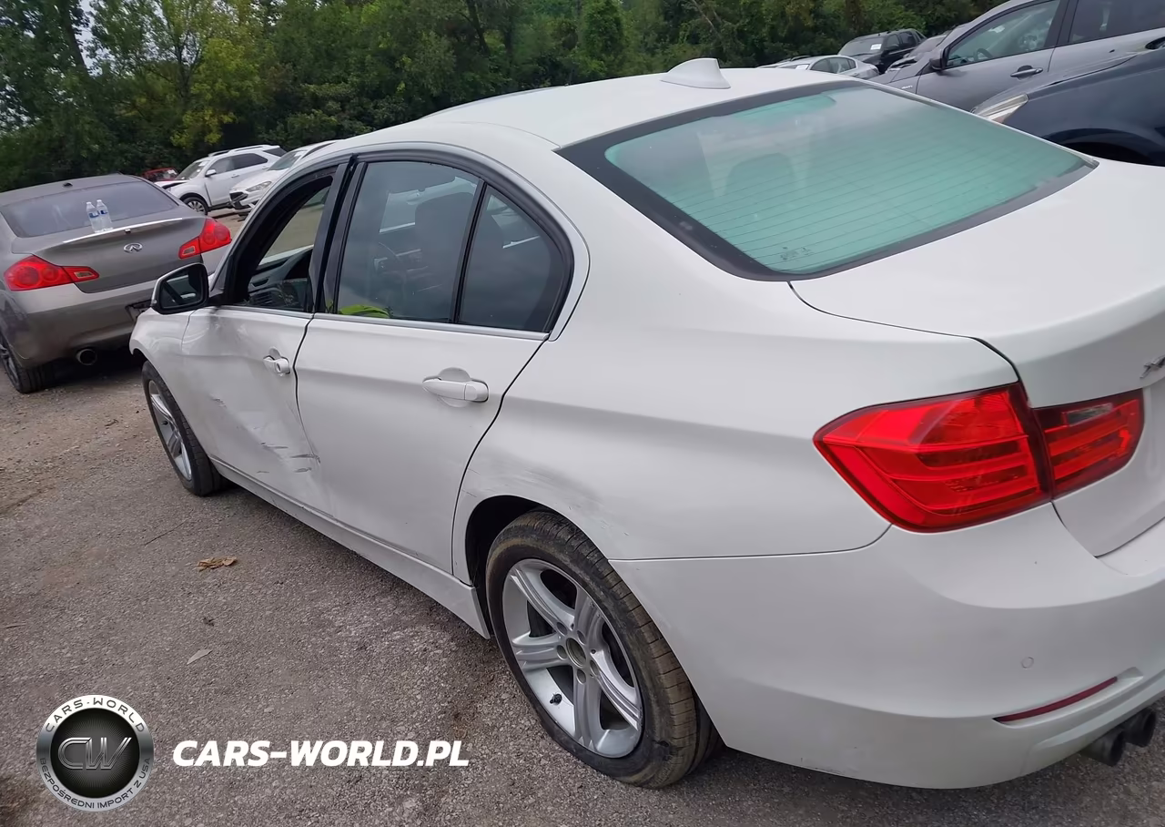 2015 BMW 328I xDrive VIN:WBA3B3G5XFNR85426 - 14