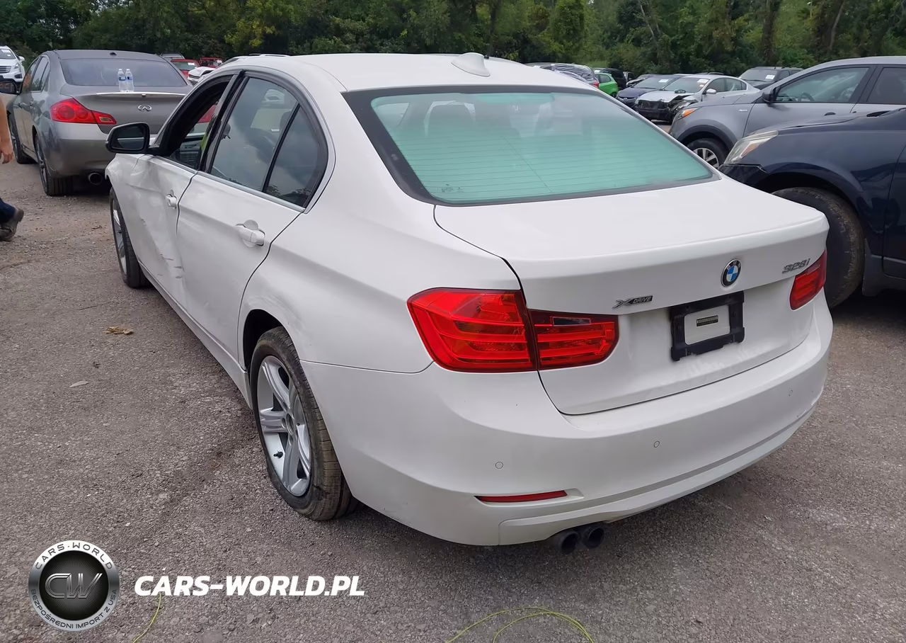 2015 BMW 328I xDrive VIN:WBA3B3G5XFNR85426 - 3