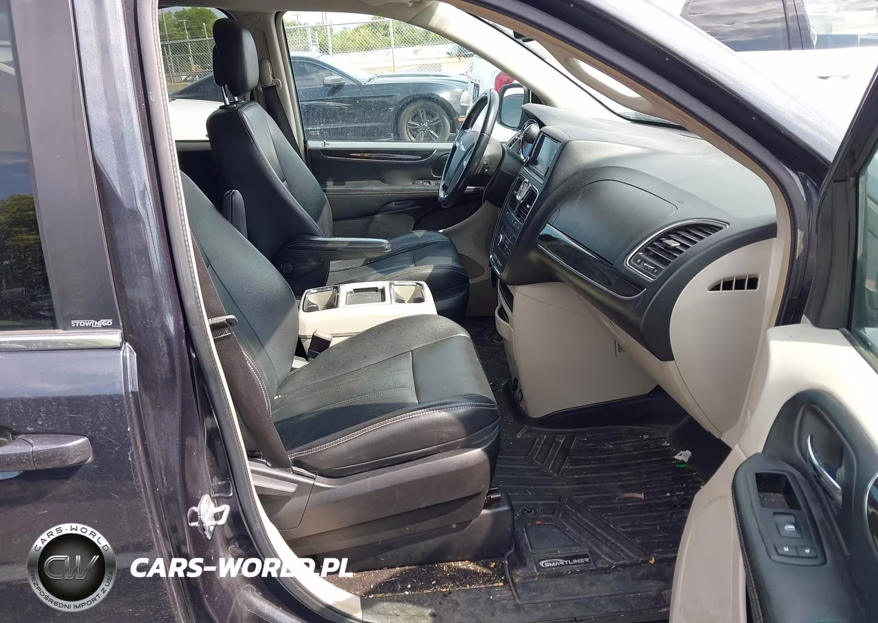 2014 Chrysler Town & Country Touring VIN:2C4RC1BG0ER178003 - 5