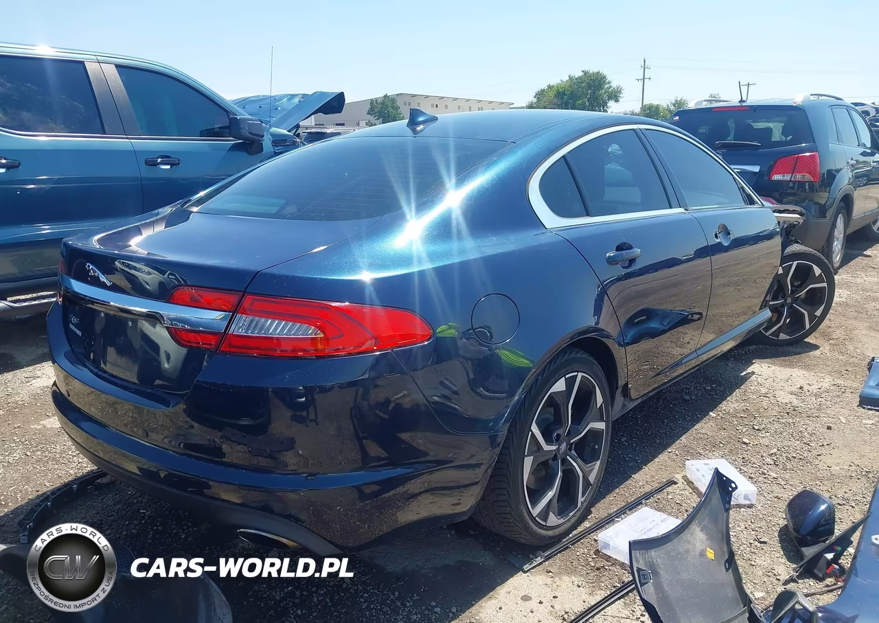2013 Jaguar Xf I4 T VIN:SAJWA0ES7DPS73517 - 4