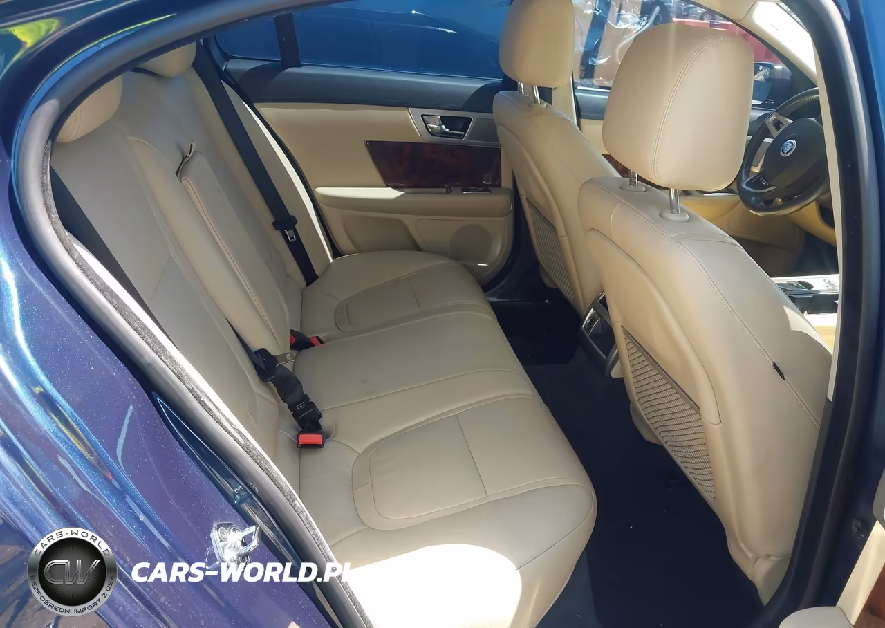 2013 Jaguar Xf I4 T VIN:SAJWA0ES7DPS73517 - 8