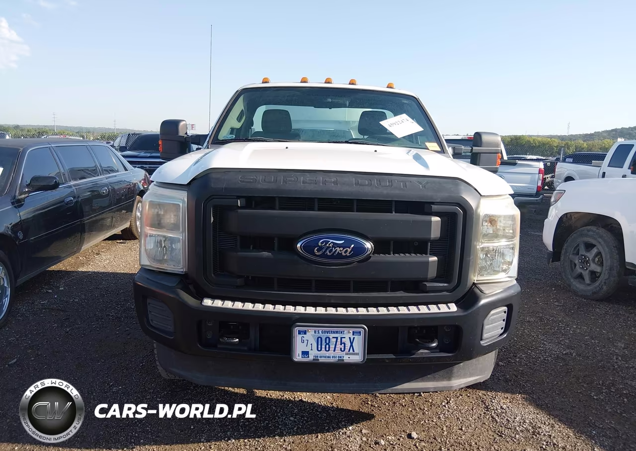 2012 Ford F-350 Chassis Xl VIN:1FDRF3H63CEC57964 - 12